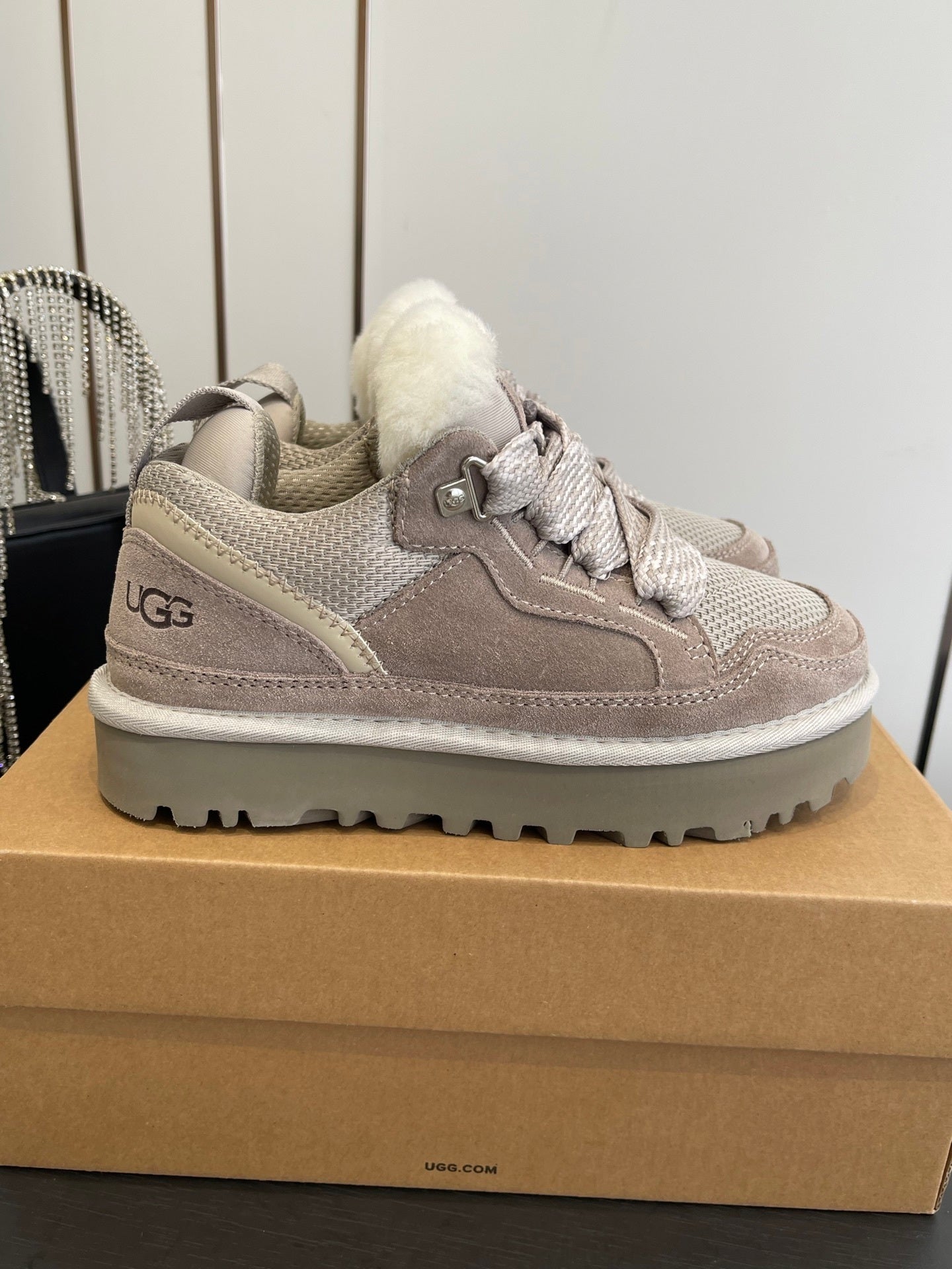 PLATFORM SLIPPERS WITH COZY LINING