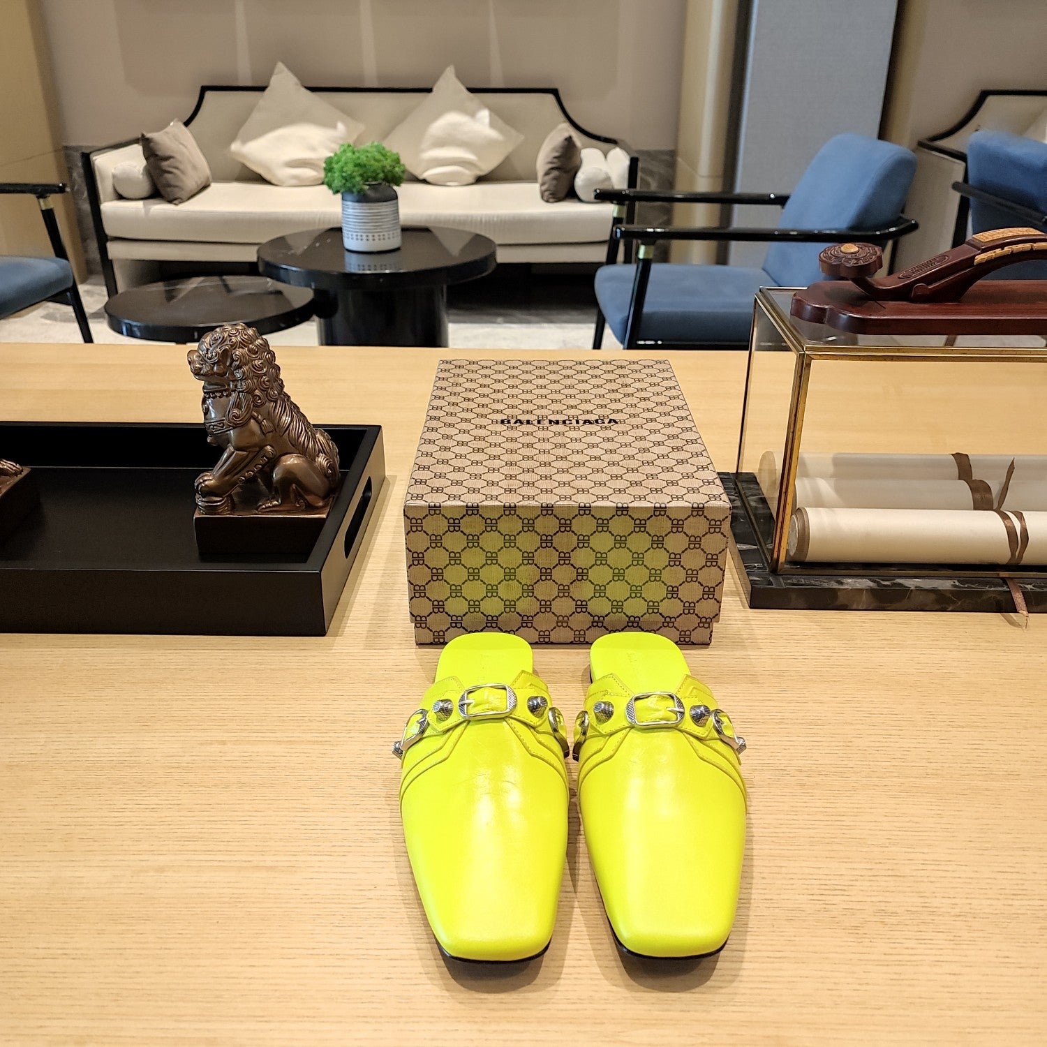 NEON YELLOW BUCKLE DETAIL FLAT MULES