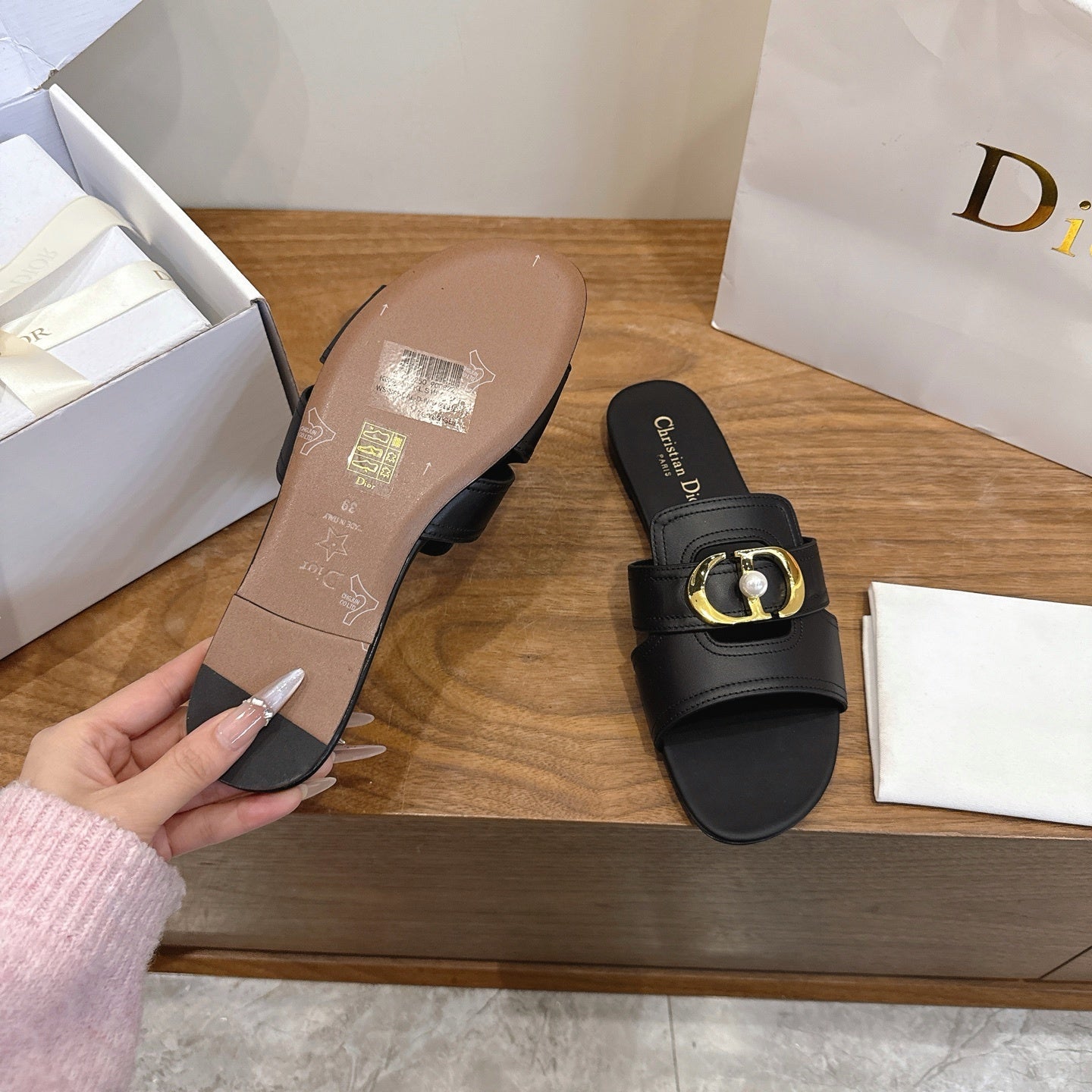 BLACK LEATHER GOLD BUCKLE SLIDE SANDALS