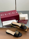 BLACK METALLIC LOGO FLAT SLIDES