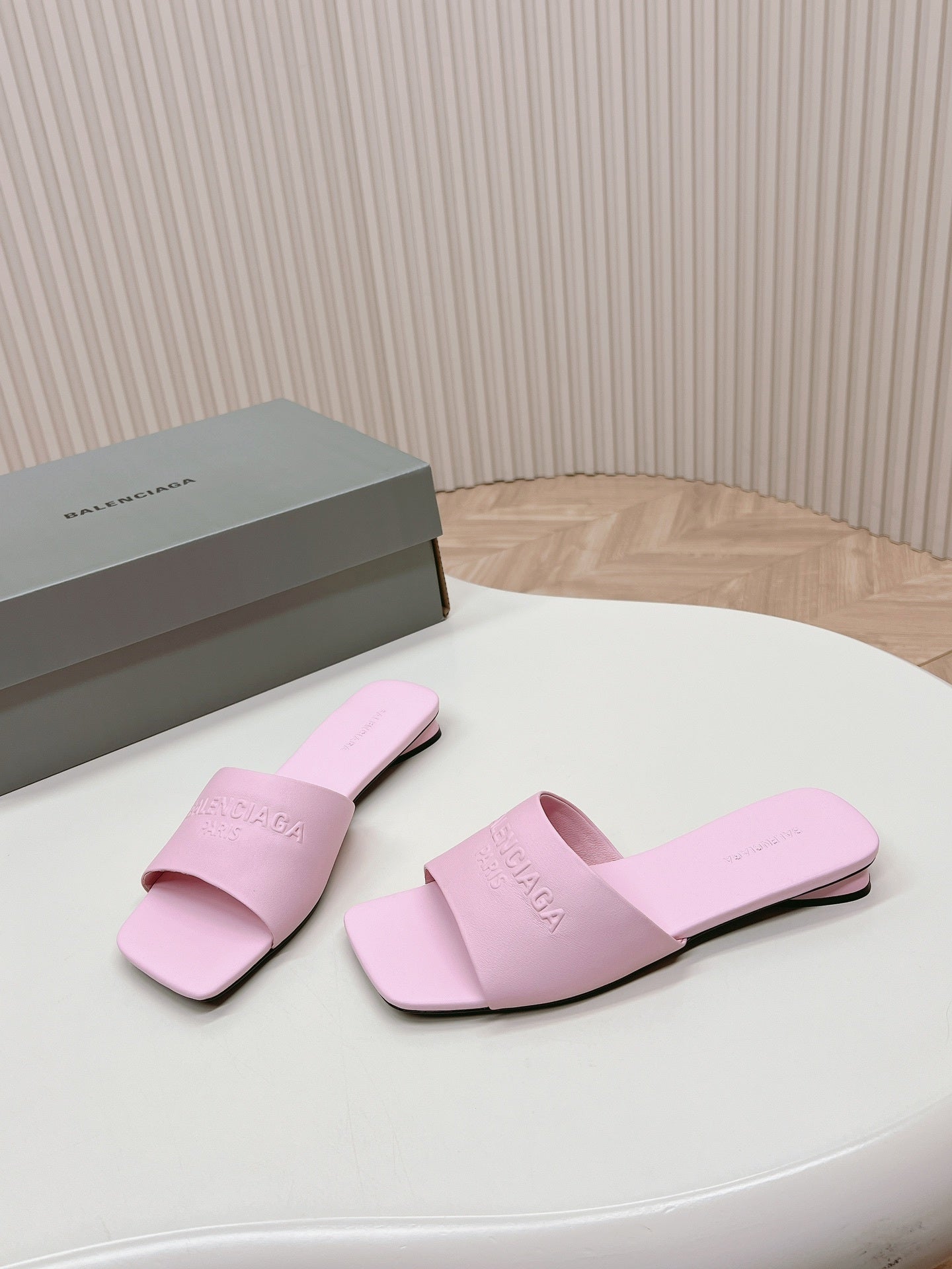PINK MINIMAL FLAT MULES