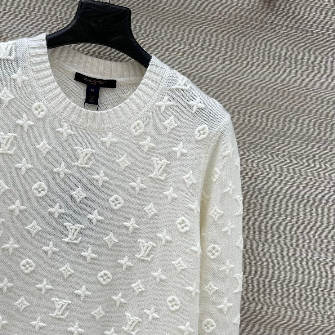 EMBOSSED KNIT SWEATER