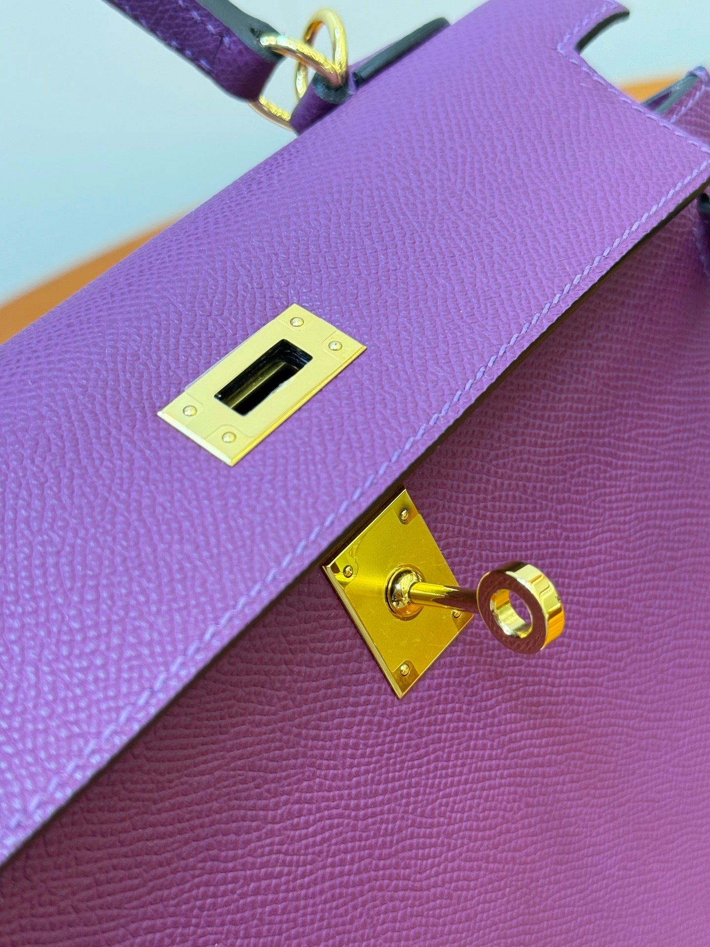 ROYAL PURPLE STRUCTURED LUXURY HANDBAG