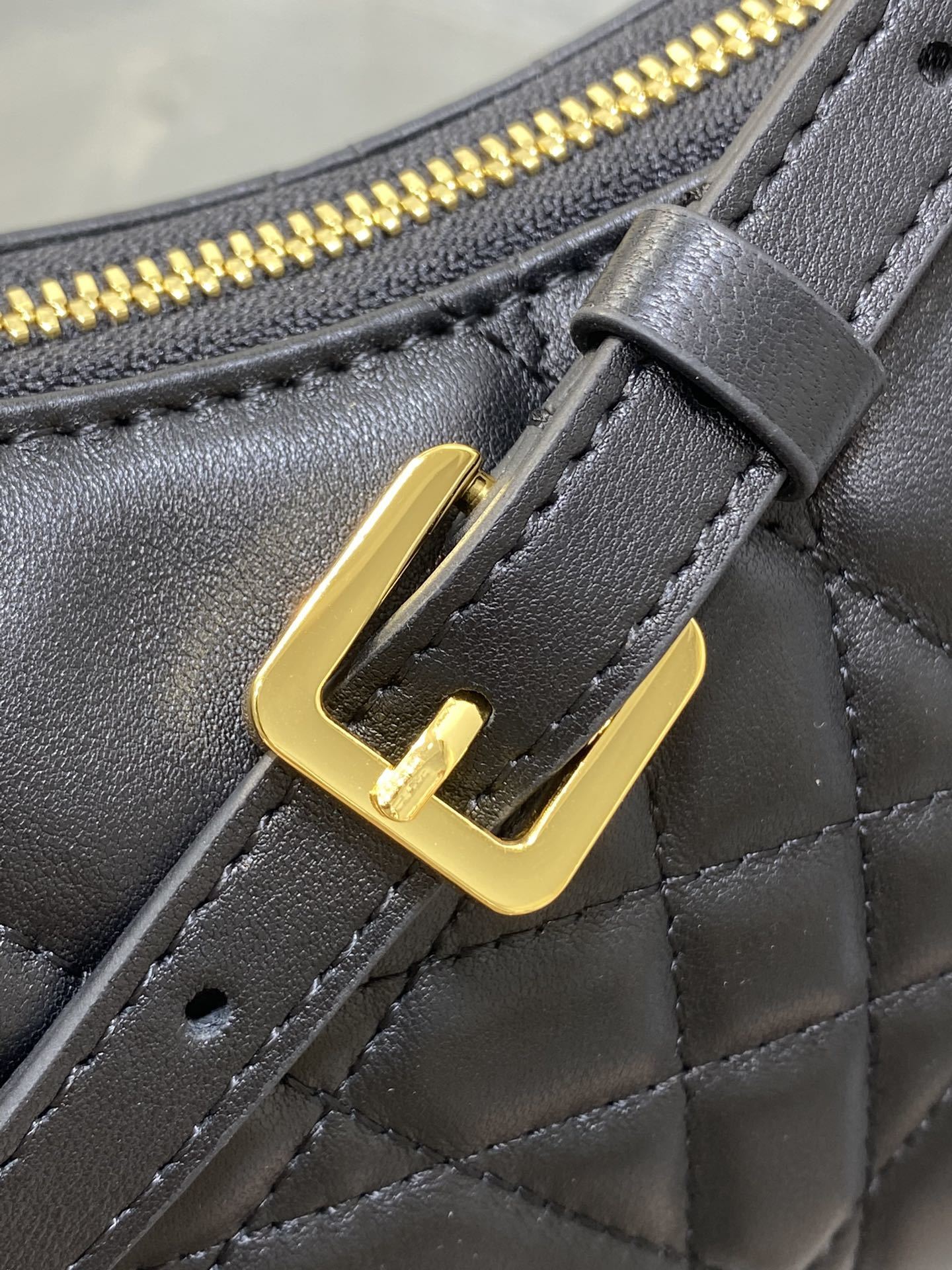 BLACK QUILTED LEATHER TOP-HANDLE BAG