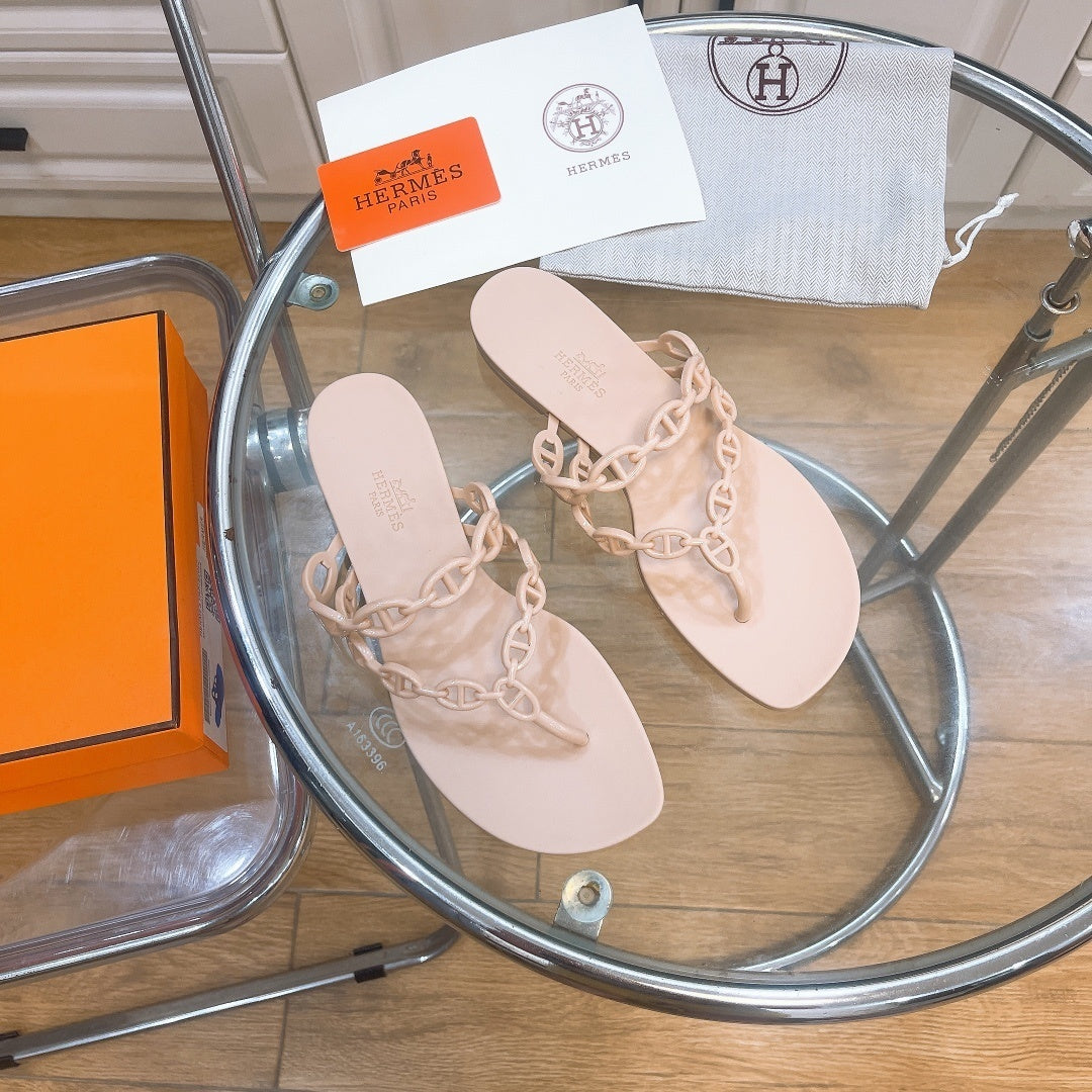NUDE CHAIN STRAP SANDALS