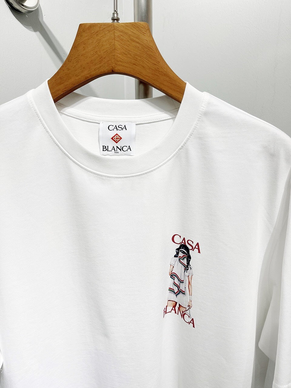 BACK GRAPHIC PRINT T-SHIRT