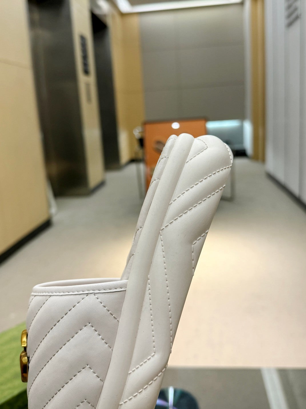IVORY QUILTED LOGO SLIDE SANDALS