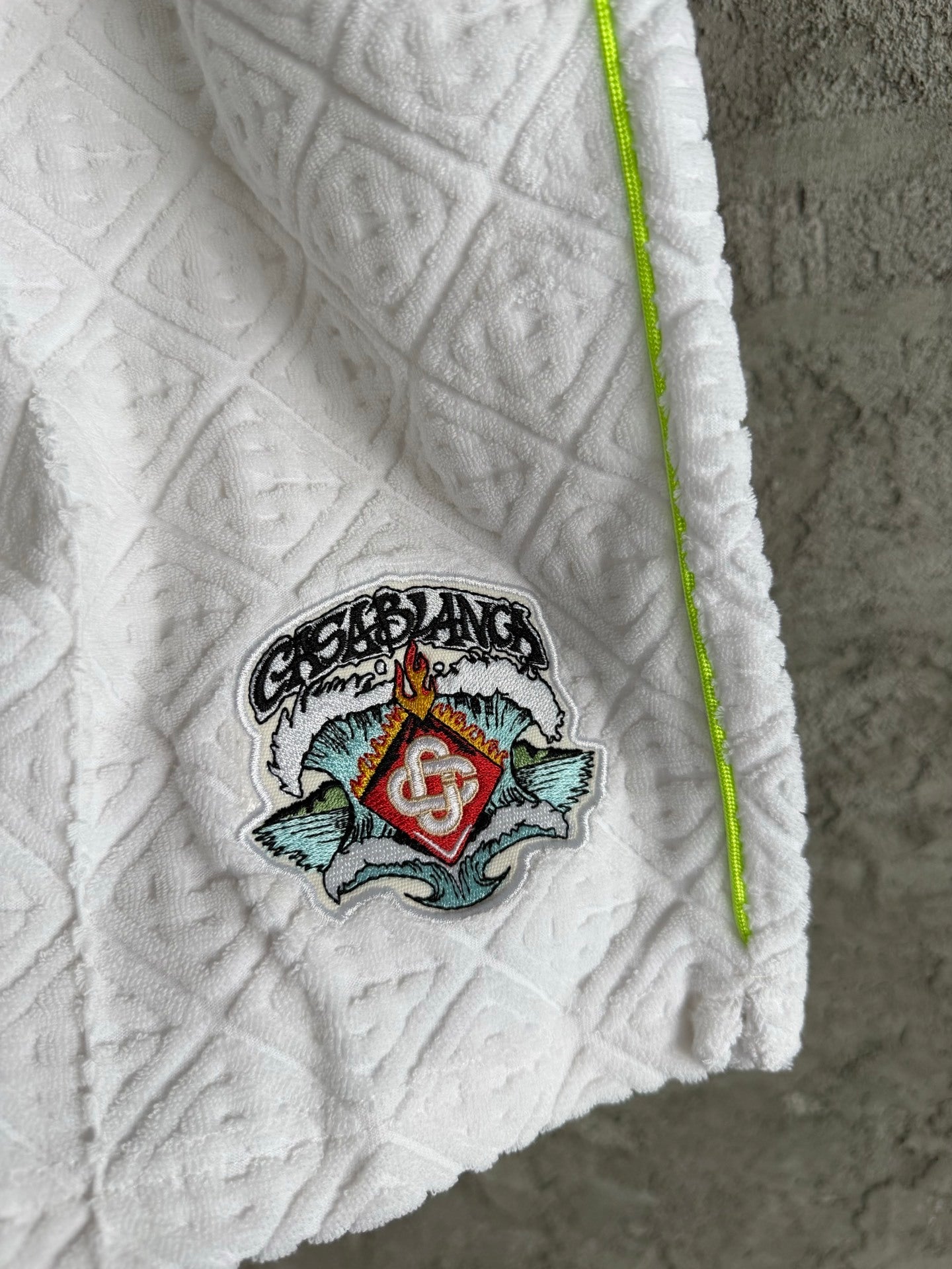 TEXTURED SHORT-SLEEVE SHIRT & SHORTS SET