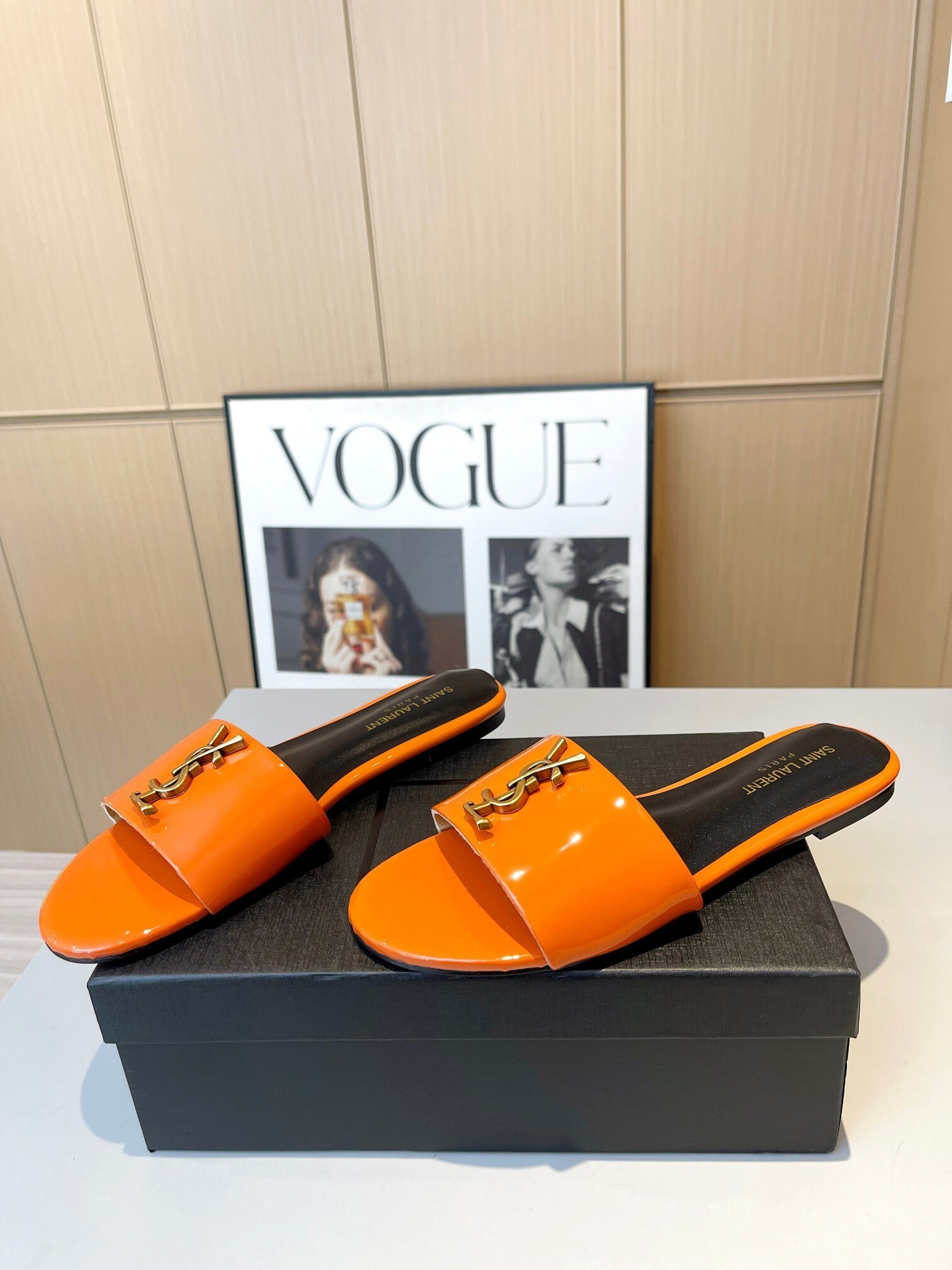 ORANGE PATENT SLIDE SANDALS