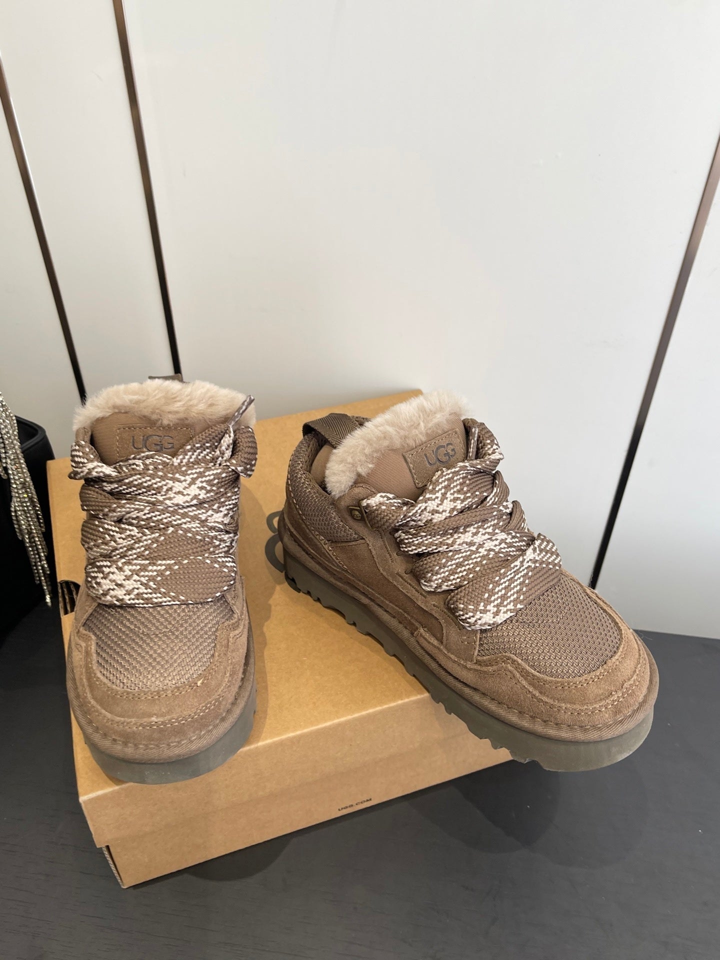 URBAN PLATFORM SNEAKERS